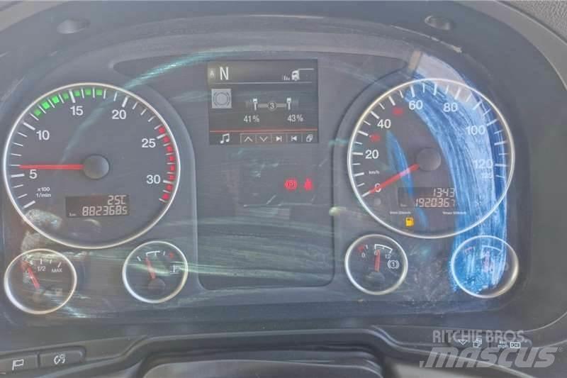 MAN 26-480 其他货车