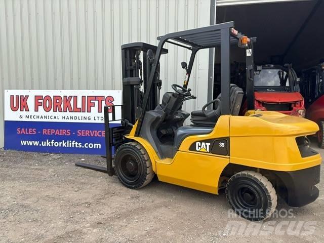 CAT DP 35 N 柴油叉车