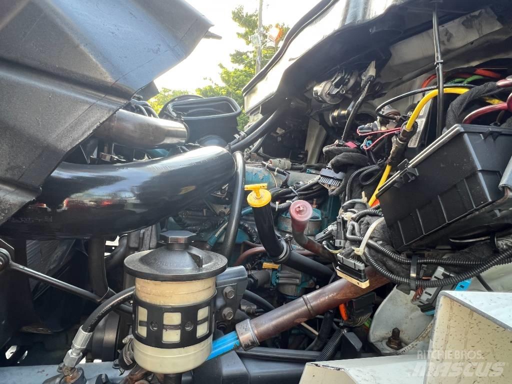 International 7400 组合/真空油槽车