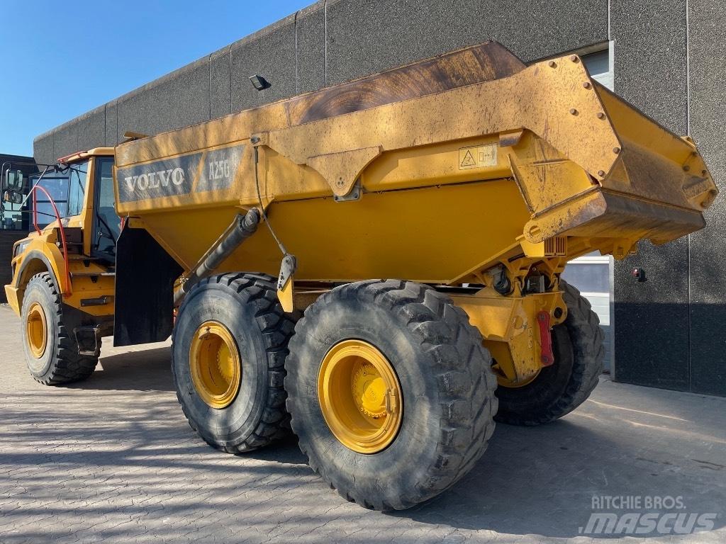Volvo A25G 铰接式自卸车
