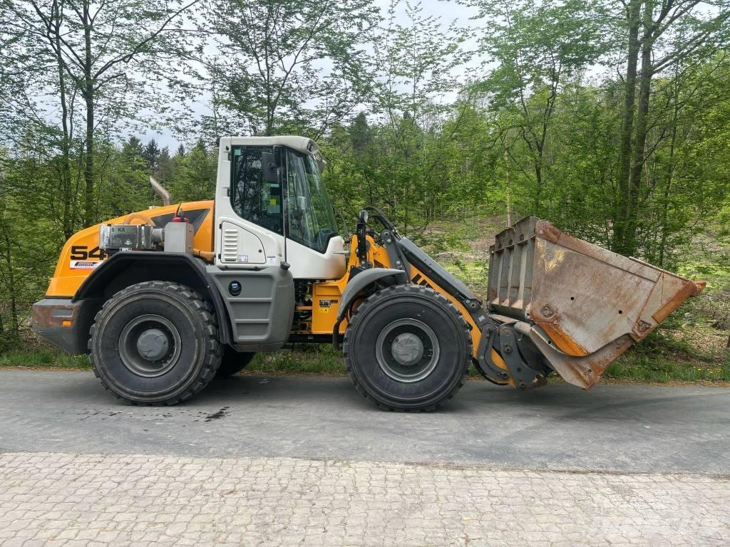 Liebherr L546 轮式装载机