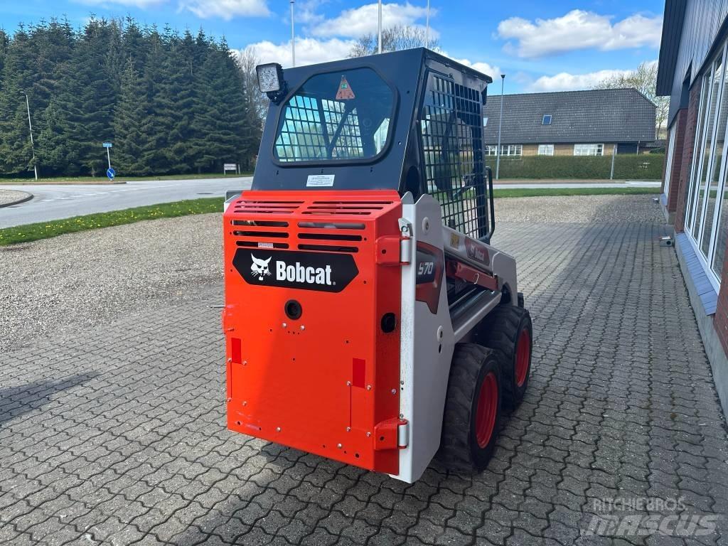 Bobcat S 70 滑移装载机