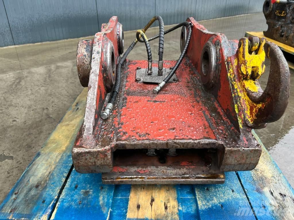 Engcon S70 - 323D 快速连接器