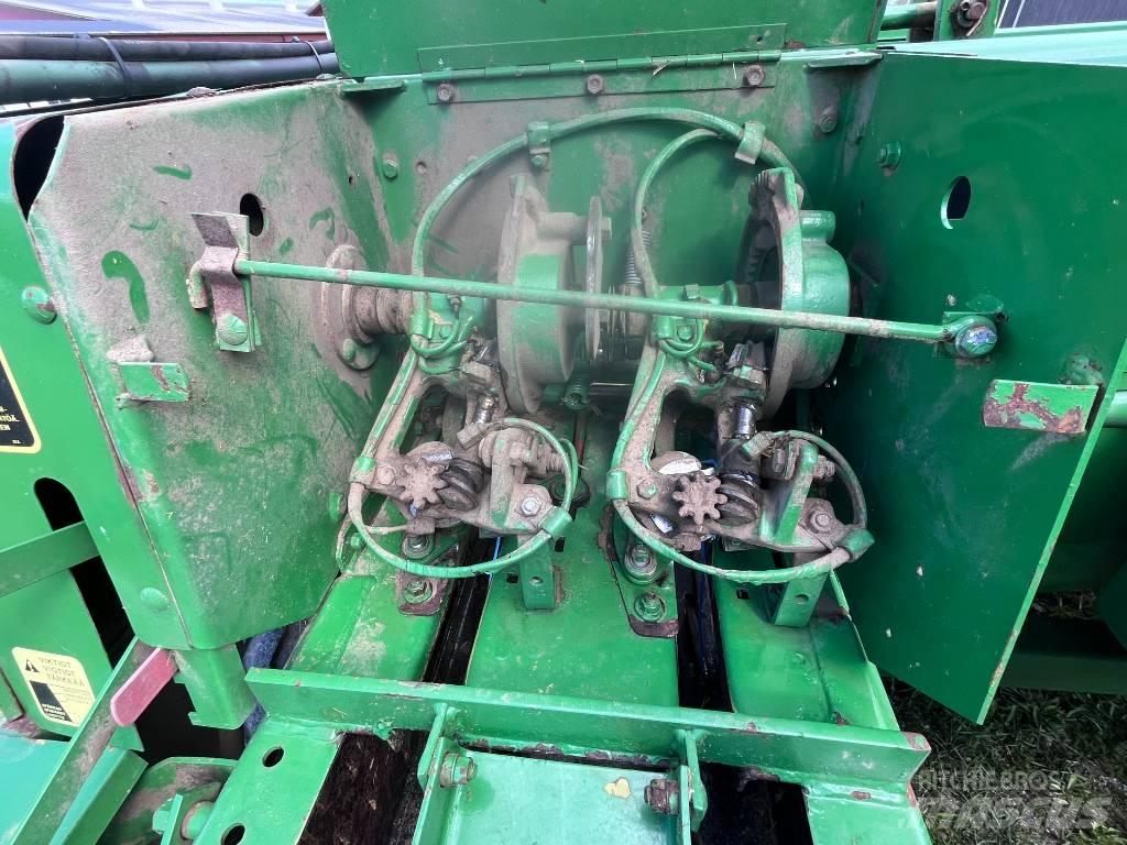 John Deere 359 方捆打捆机