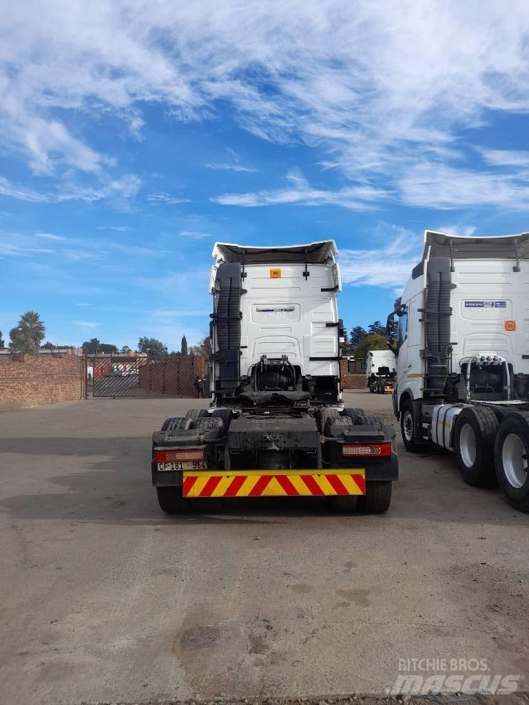 Volvo FH 440 牵引车