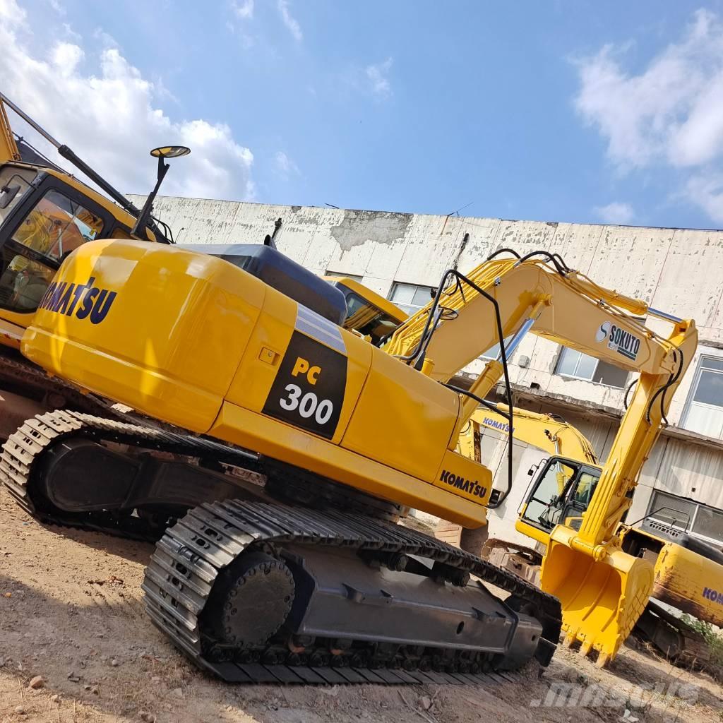 Komatsu PC 300-7 履带挖掘机