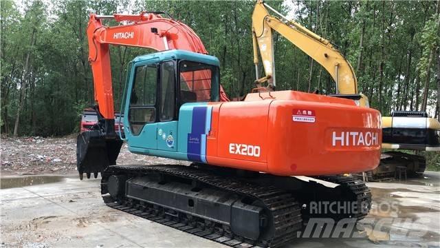 Hitachi EX200-3 履带挖掘机