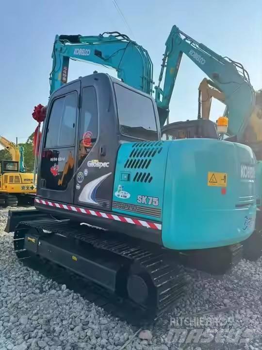 Kobelco SK 75 履带挖掘机