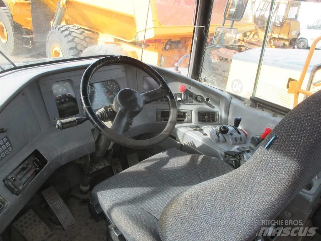 Volvo A 30 D 铰接式自卸车
