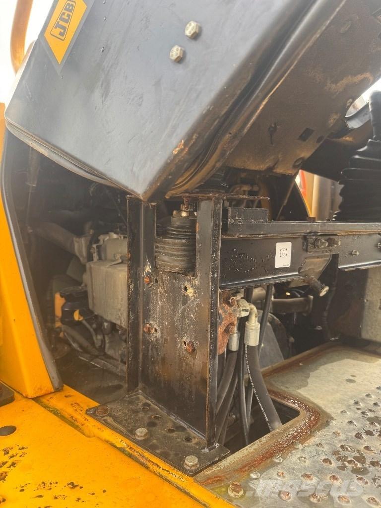 JCB 6 T-1 翻斗车\公路型自卸车