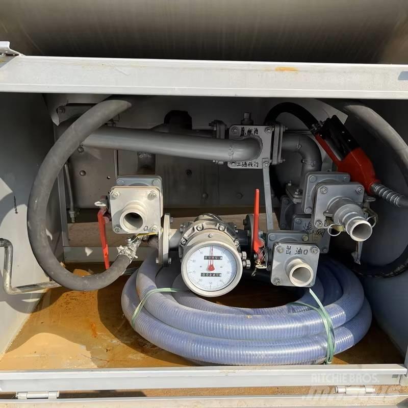 Shacman F 3000 油罐车