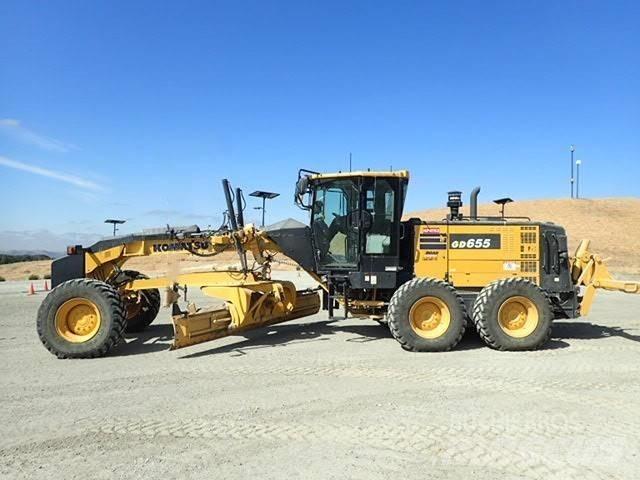 Komatsu GD655-7 平地机/推土机