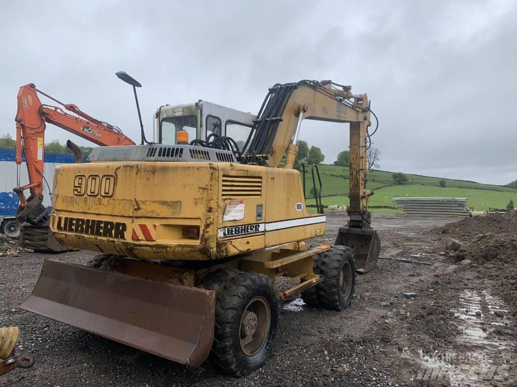 Liebherr 900 轮式挖掘机