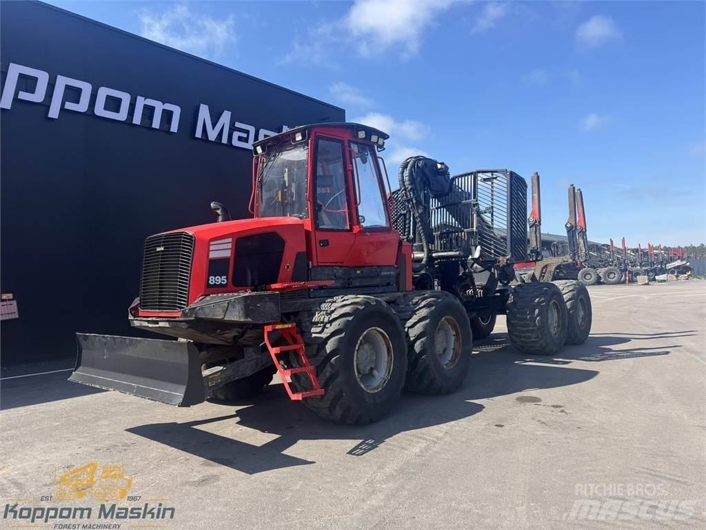 Komatsu 895 集运机