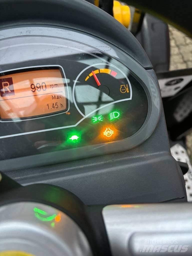 Gehl AL420 小型装载机