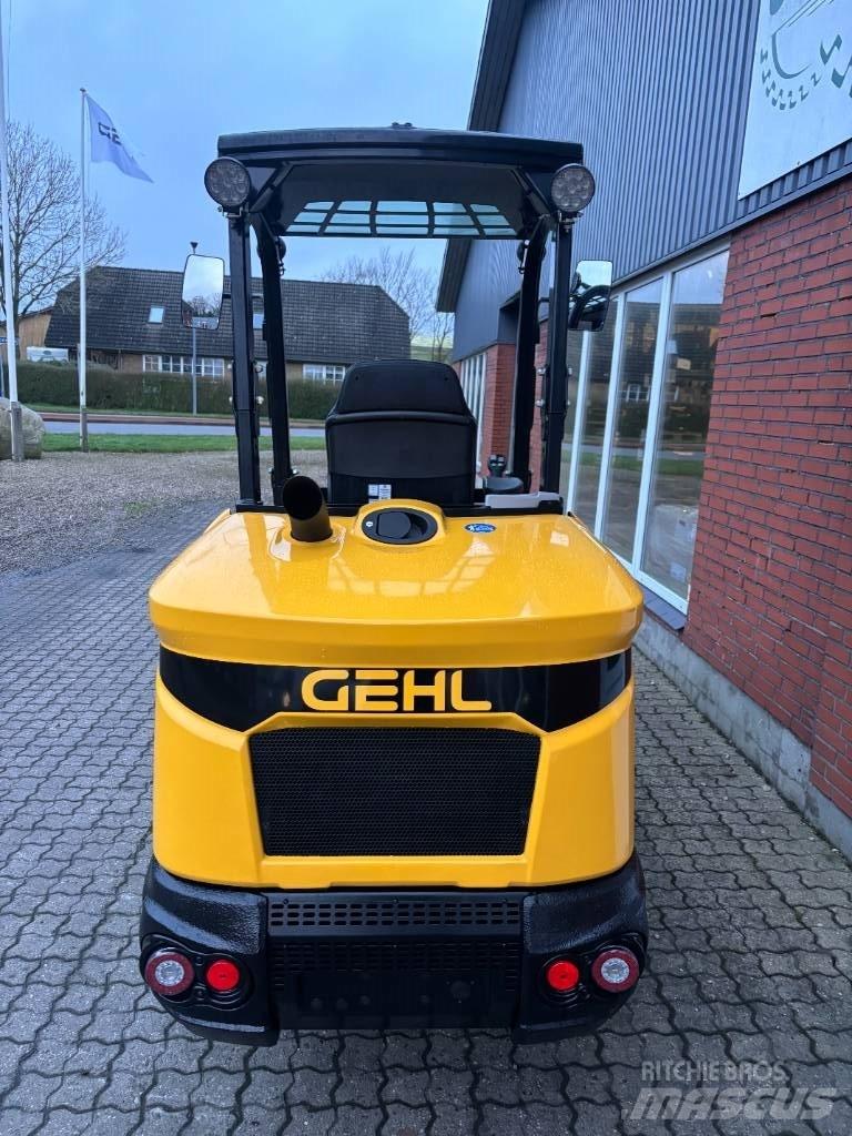 Gehl AL420 小型装载机