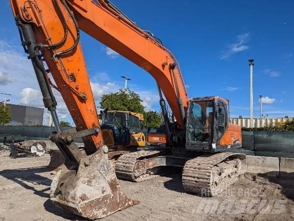 Doosan DX 300 LC-5 履带挖掘机