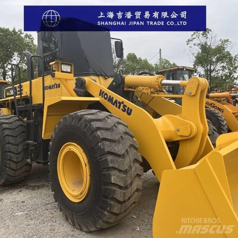Komatsu WA 380 轮式装载机