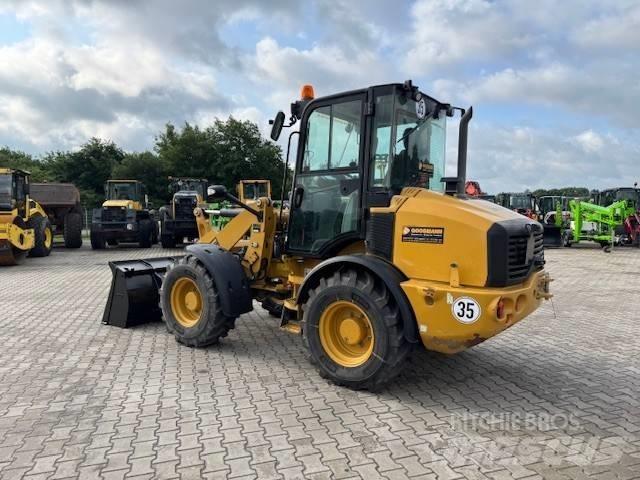 CAT 908 轮式装载机