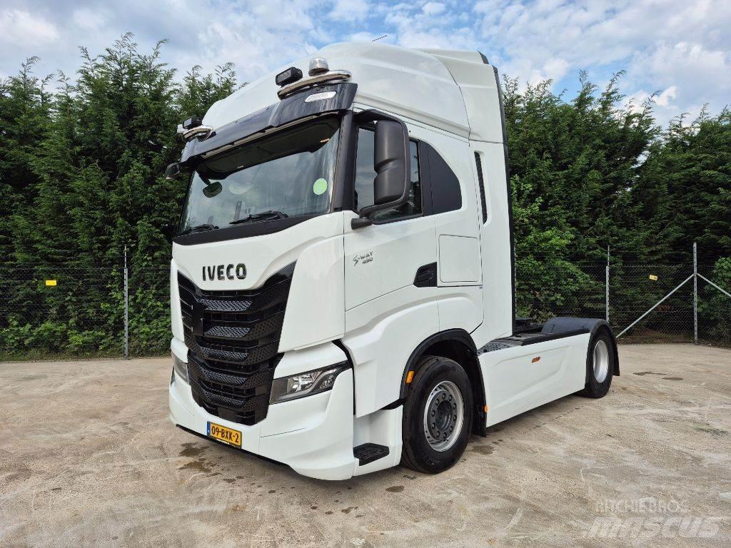 Iveco S-Way 490 牵引车