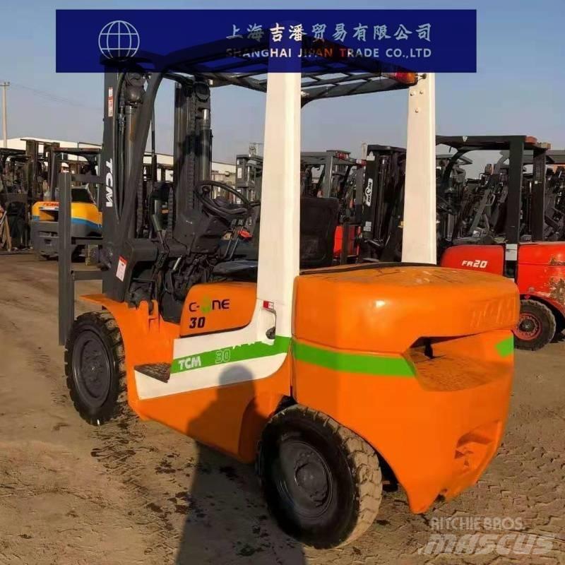 TCM 30 柴油叉车