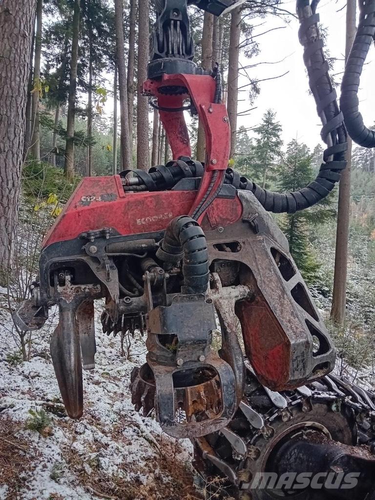 Komatsu 931 XC 收割机