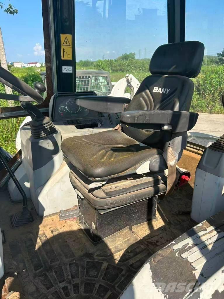 Sany BL 70 C 反铲装载机