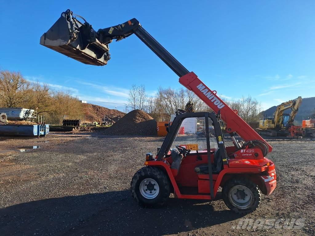 Manitou BT420 伸缩臂叉装车|叉装车