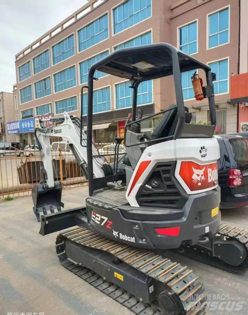 Bobcat E 27 Z 滑移装载机