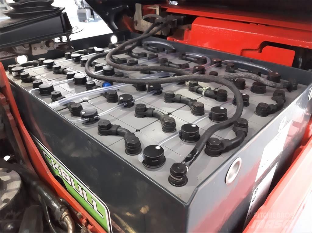 Linde E16C 02 电动叉车