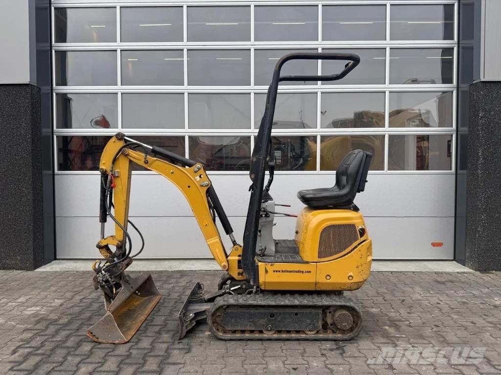 CAT 300.9D 小型挖掘机