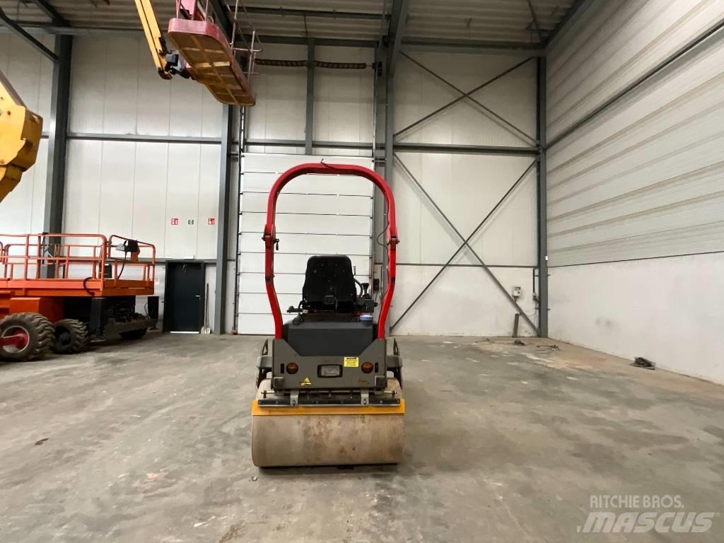 Ammann ARX 26 双轮压路机