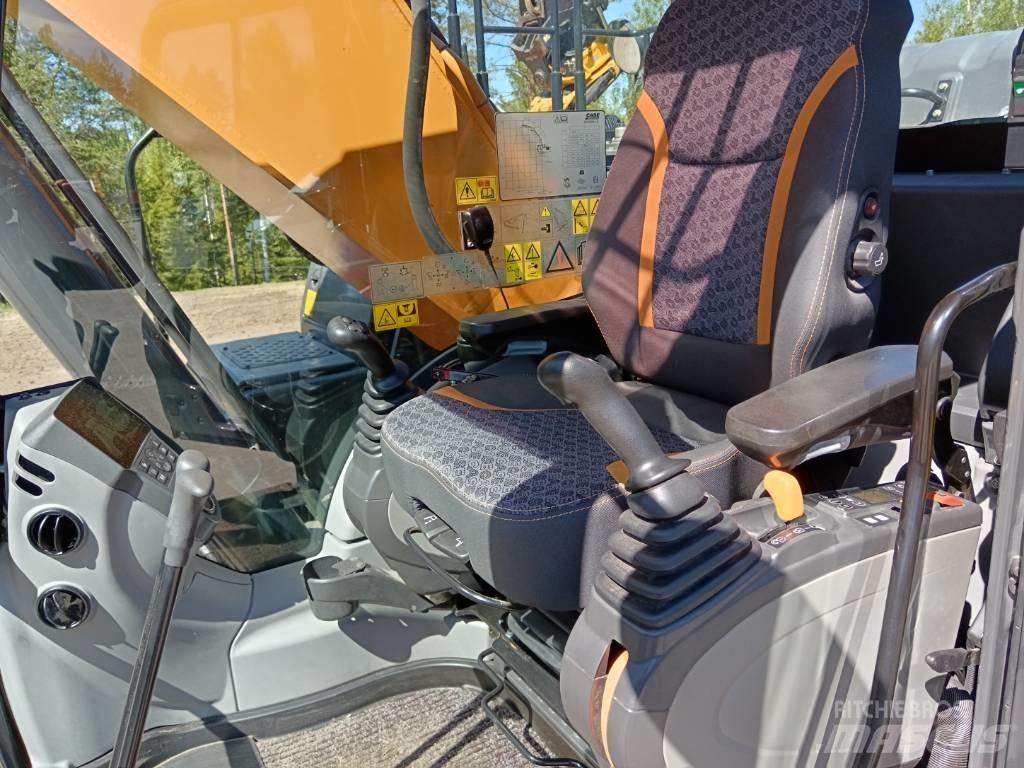 CASE CX 300 D 履带挖掘机