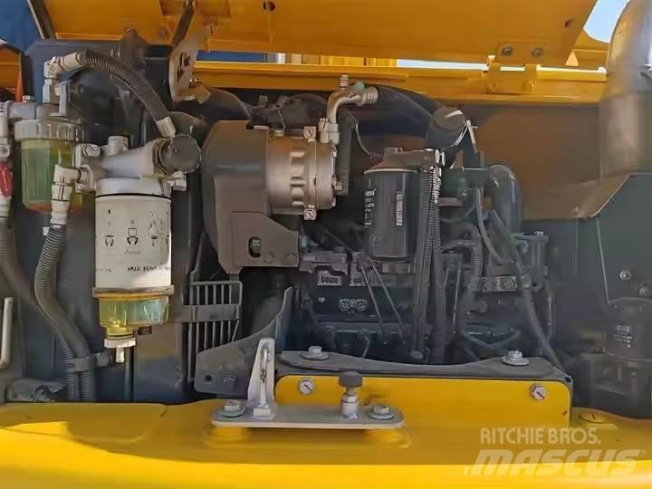 Komatsu PC70 履带挖掘机