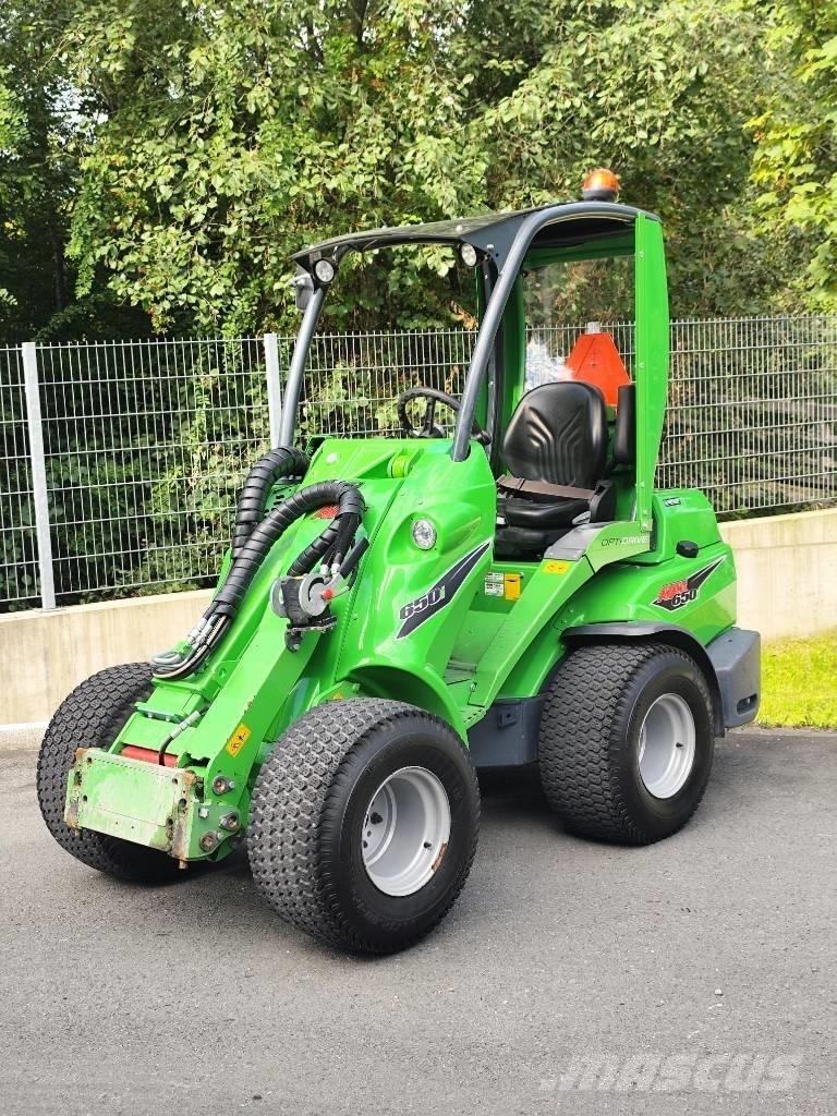 Avant 650 多功能装载机