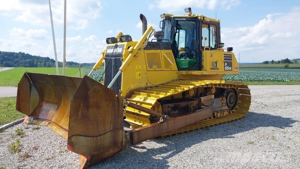 Komatsu D 65 PX-18 履带式推土机