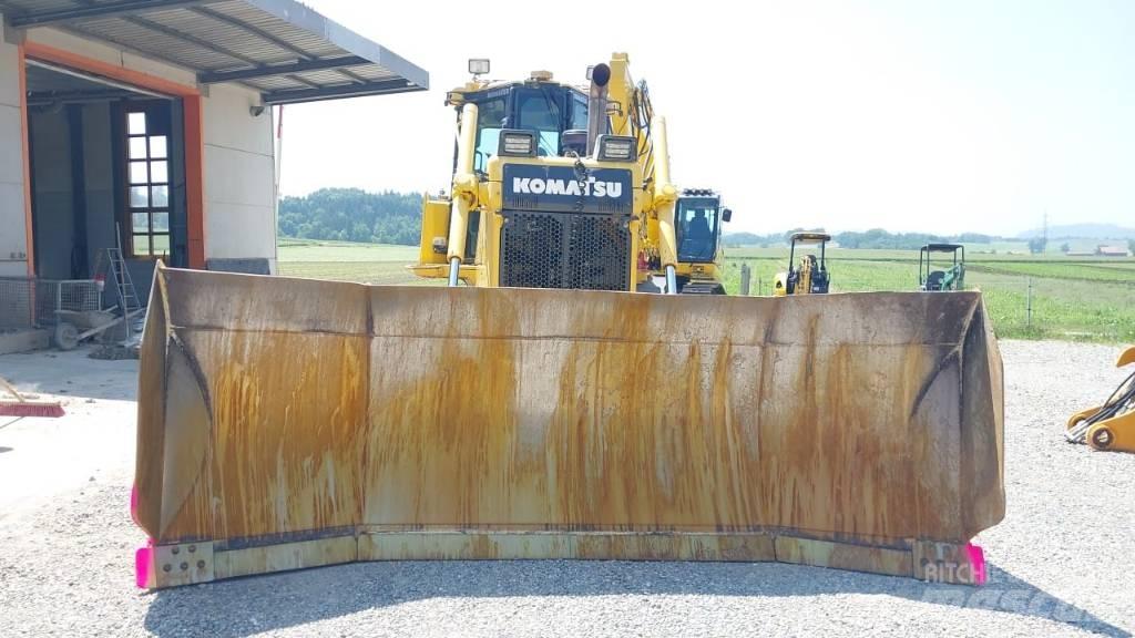 Komatsu D 65 PX-18 履带式推土机