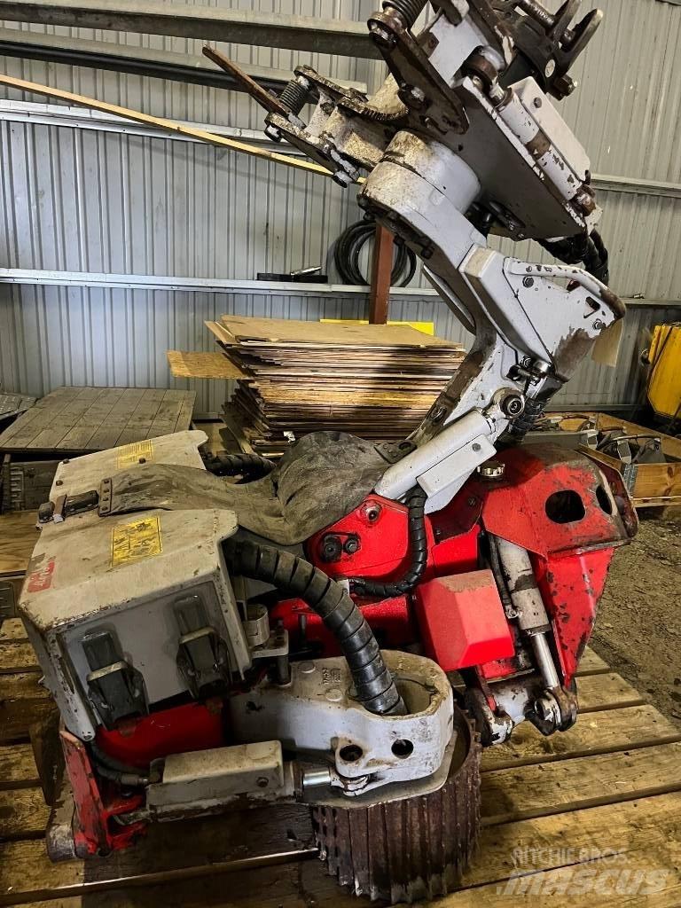 Log Max 4000T 收割机机箱