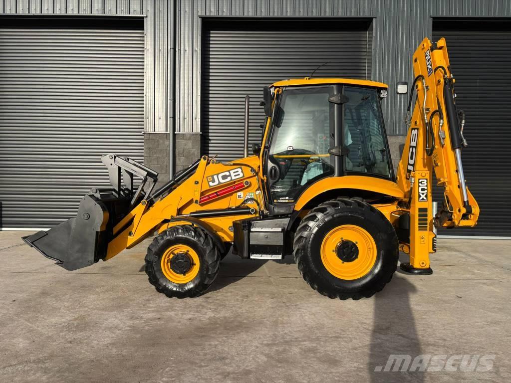 JCB 3CX PLUS 轮式挖掘机