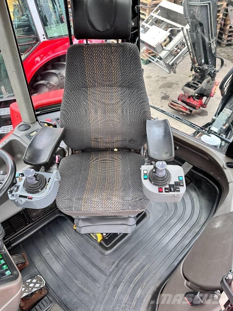 Huddig 860 D 反铲装载机