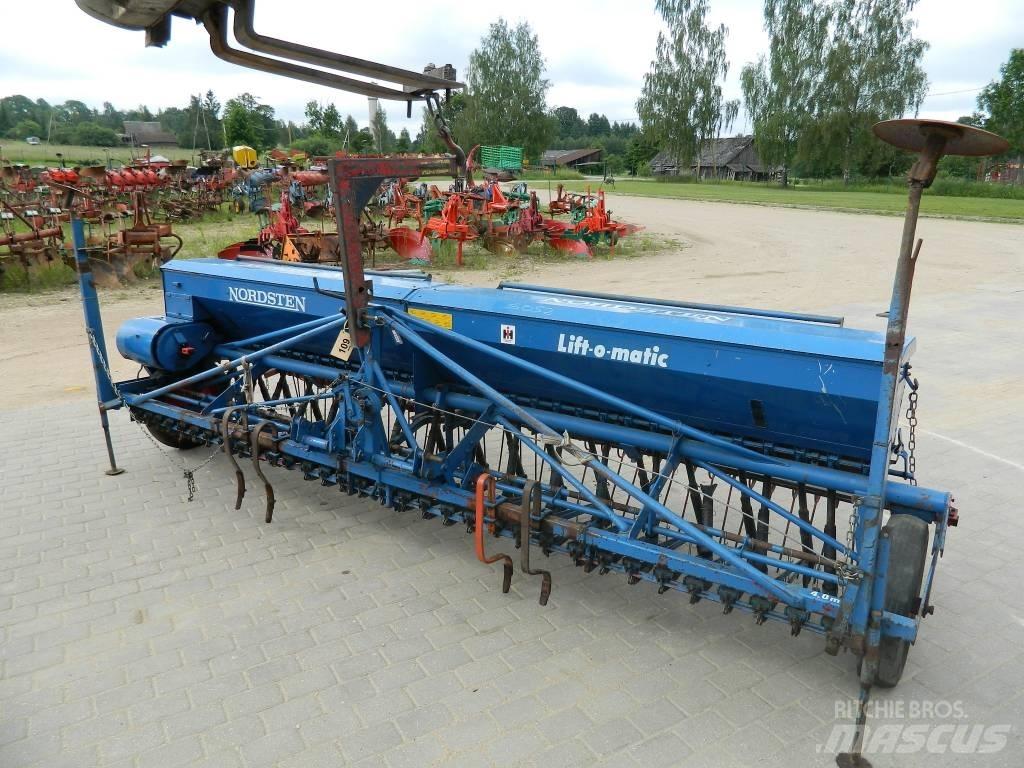Nordsten CLB 4 条播机
