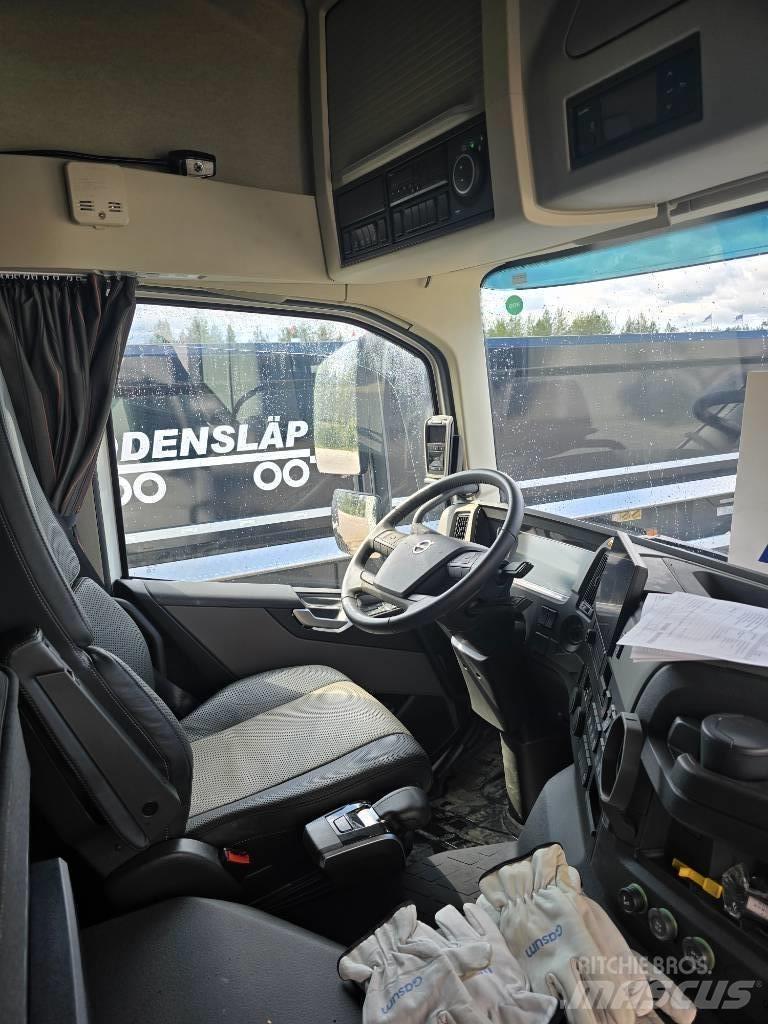 Volvo FM460 LNG 冷藏车