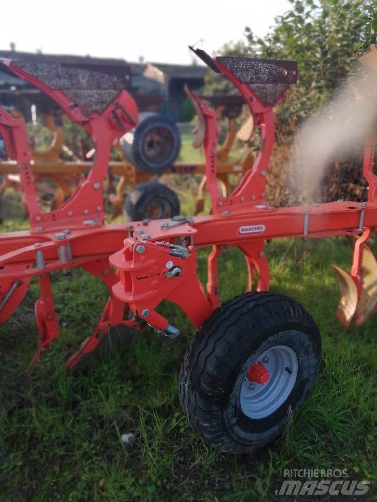 Maschio UNICO M 4+1 双向犁