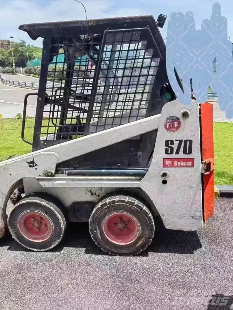 Bobcat S 70 滑移装载机