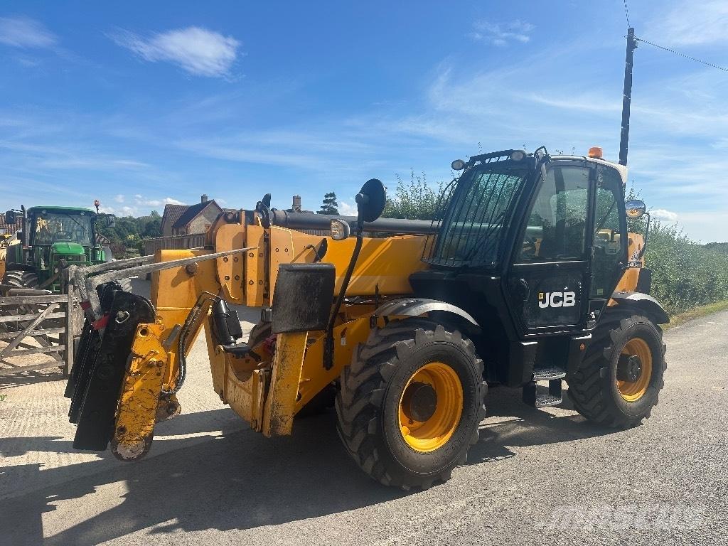 JCB 540-170 伸缩臂叉装车|叉装车