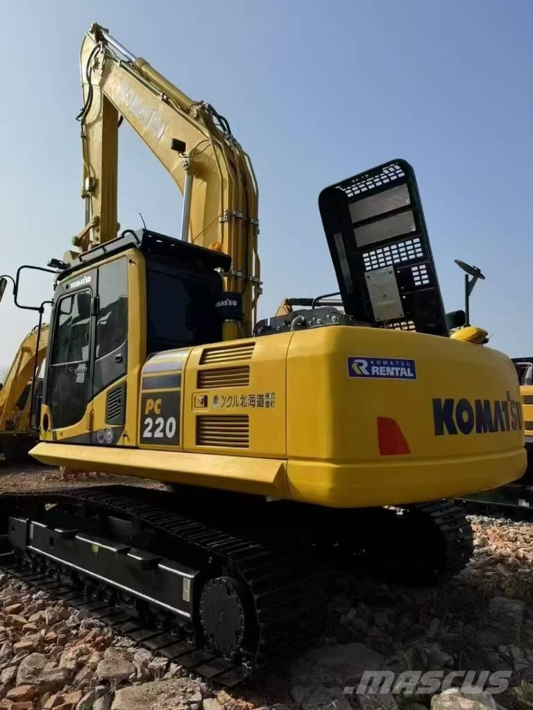 Komatsu PC 220-8 履带挖掘机