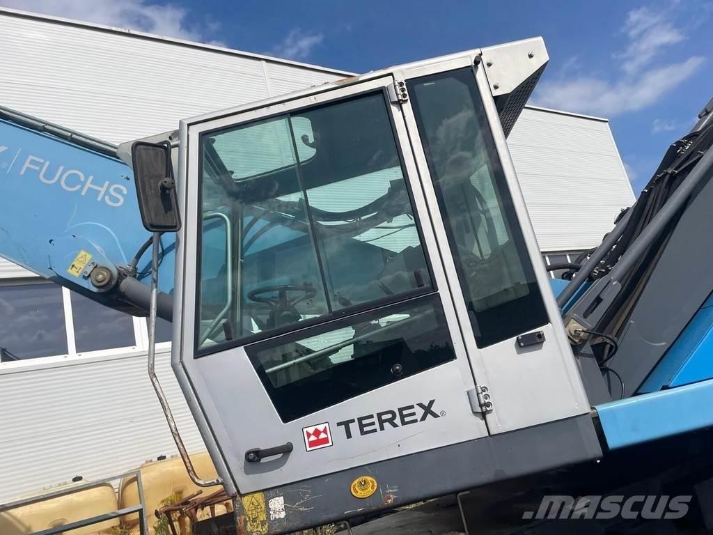 Terex MHL 340 轮式挖掘机