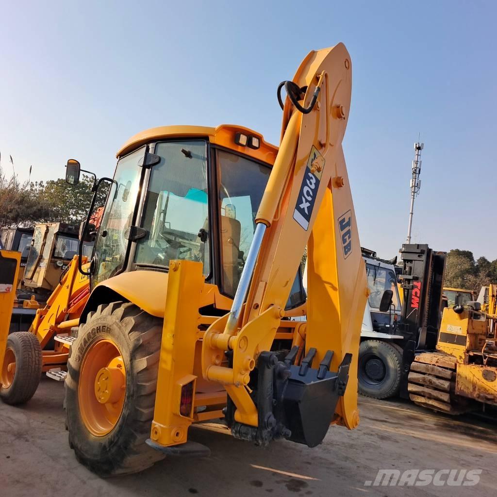 JCB 3 CX 反铲装载机