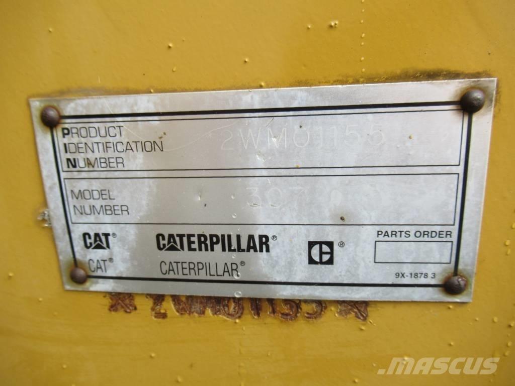 CAT 307 *VAIN 6243H* 中型挖掘机