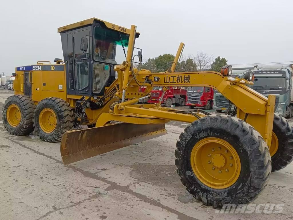 SEM 919 平地机/推土机